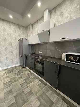 Сдам 2 ком ЖК Баку Низкий этаж. Подземный паркинг. Парк. Центр Днепр