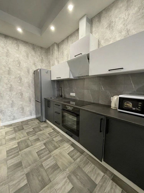 Сдам 2 ком ЖК Баку Низкий этаж. Подземный паркинг. Парк. Центр Днепр - изображение 2