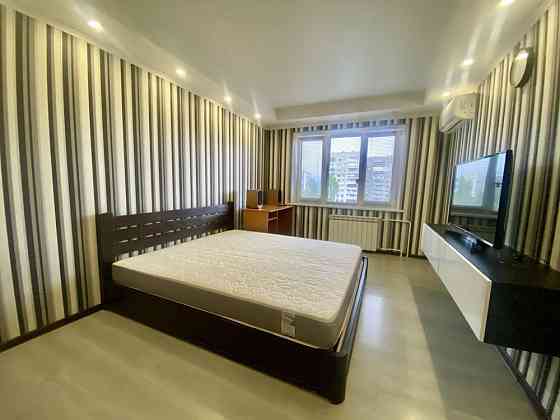 1к М.Лівобережна 5 хв.пішки| Флоренції 12-А| Русанівська набережна Киев