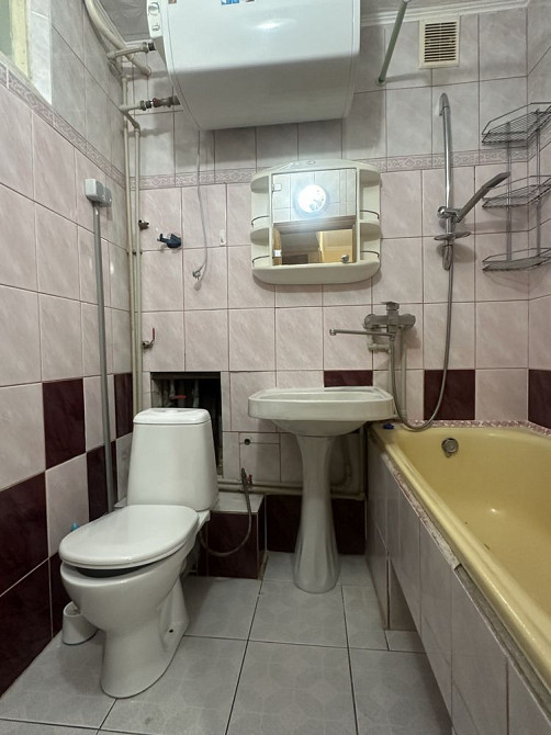 Оренда 1-но. кімнатної каартири вул. Набережна 4. Вышгород - изображение 7