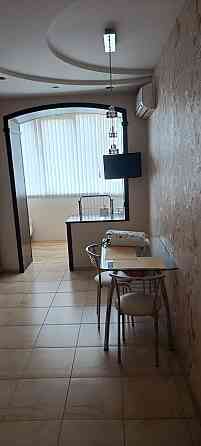 Сдам долгосрочно однокомнатную квартиру на Сахарова золотые дубки Крижанівка