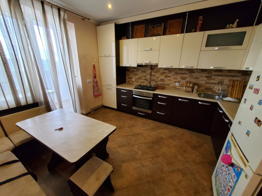 Простора 3к з класним плануванням ЗАХОДЬ-ЖИВИ ! Івано-Франківськ - зображення 1