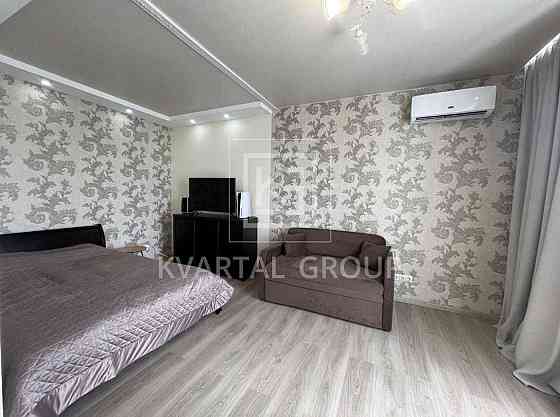 Однокімнатна в ЖК Версаль Парк. Ирпень