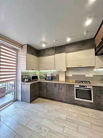 Шикарна дворівнева трикімнатна квартира з терасою. Ірпінь. Ирпень