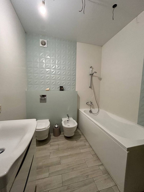 Шикарна дворівнева трикімнатна квартира з терасою. Ірпінь. Ирпень - изображение 8