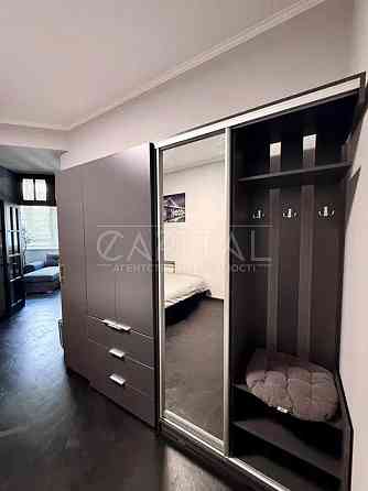 Оренда  Квартира Печерський, вул. Шота Руставелі, 20, центр Киев