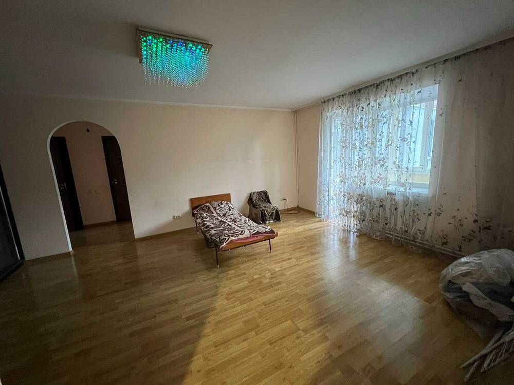 Простора 3-кімнатна квартира на Виставці Хмельницький - зображення 5