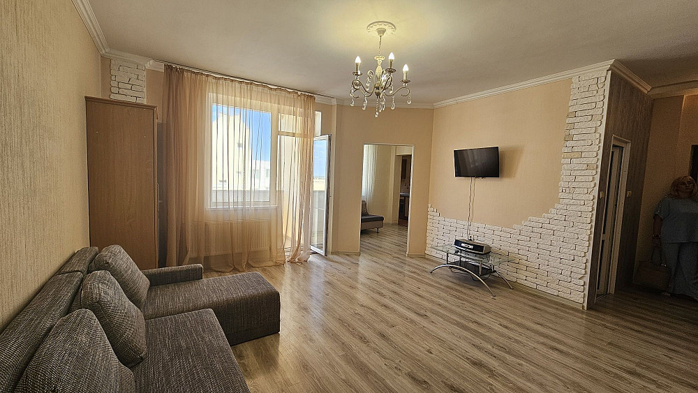 Продам мини 2х ком квартиру в новом доме на Бочарова /Сахарова Одесса - изображение 1