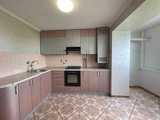 Продам велику 3к. квартиру в новобудові Івано-Франківськ