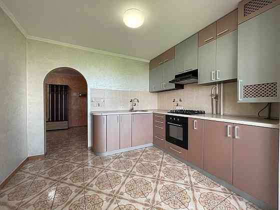 Продам велику 3к. квартиру в новобудові Івано-Франківськ