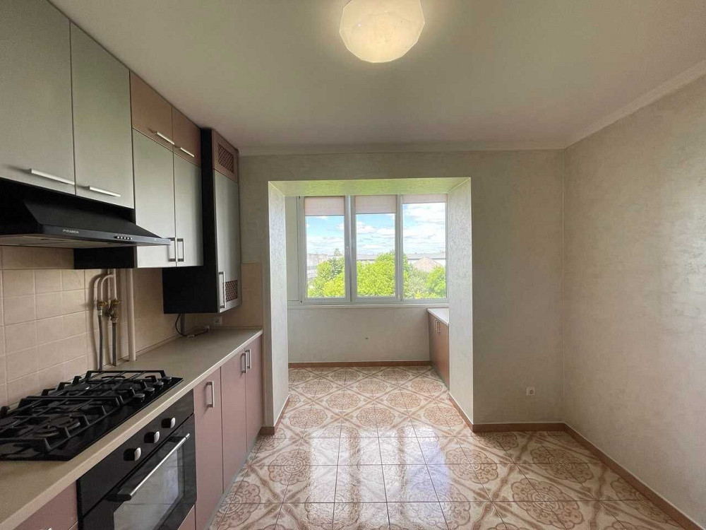 Продам велику 3к. квартиру в новобудові Івано-Франківськ - зображення 8