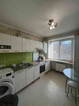 продаж трикімнатної квартири в одному з найкращих районів міста Умань! Умань