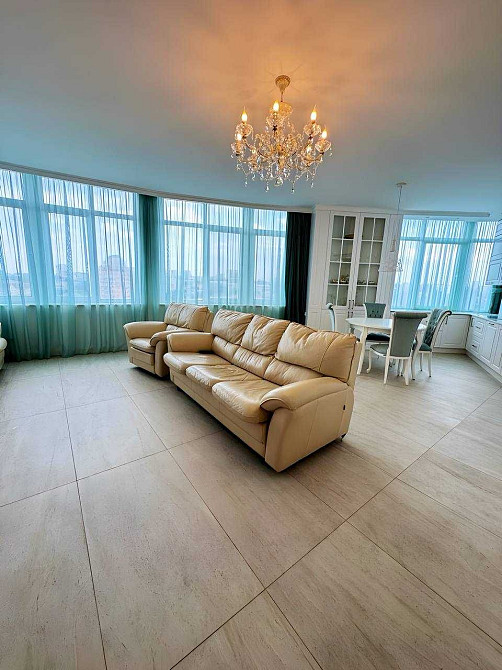 Продам 3к квартиру с ремонтом новострой центр Днепр - изображение 1