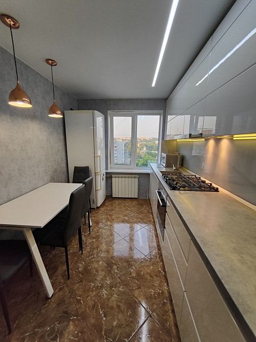 продам трикімнатну від власника в Олександрівському районі 36500дол, Запоріжжя - зображення 3