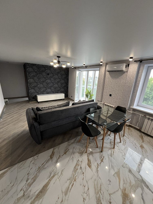 Трикімнатна квартира в самому Центрі Кременчука Кременчуг - изображение 2