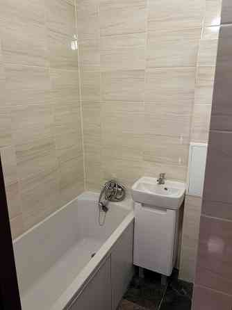 Продаж невеликої 2к квартири Воскресенка вулЧорних Запорожців 9 ремонт Киев