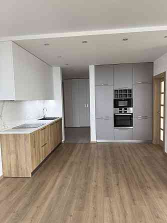 Продаж квартири з видом р.Дніпро вул.Жужоми Черкассы