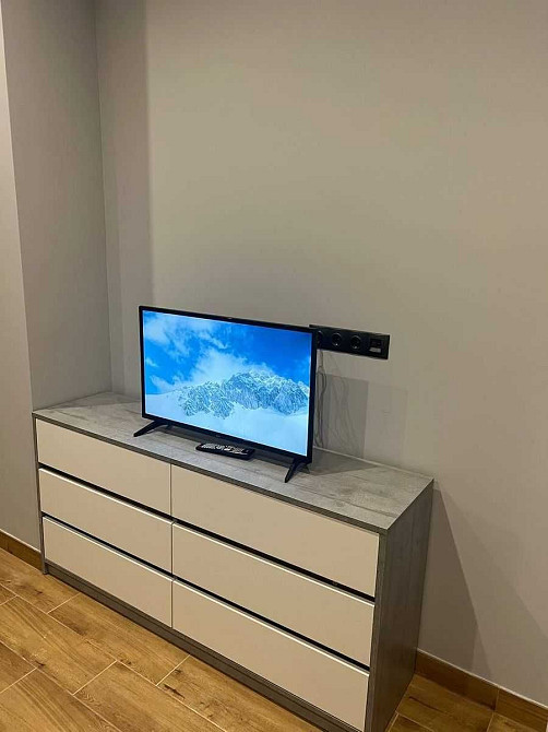 Нова видова з гарним ремонтом (метро Нивки) 49000 $ Киев - изображение 3