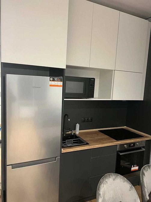 Нова видова з гарним ремонтом (метро Нивки) 49000 $ Киев - изображение 5