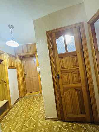 Трикімнатна квартира на третьому поверсі 