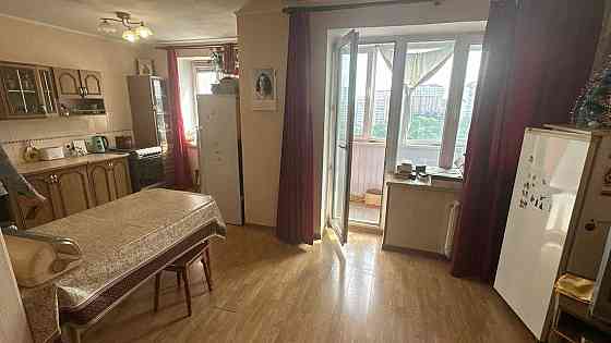 3-кімнатна квартира по проспекту В. Лобановського, 14 Киев