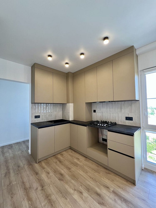 Власник, 1кімн кв в ЖК Oxford (Оксфорд), Чайки, є-оселя, є-відновлення Чайки (Киевская обл.) - изображение 2