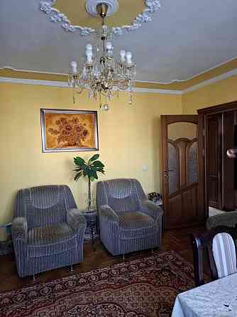 Продам 4 кімнатну квартиру  в Центрі Ровно