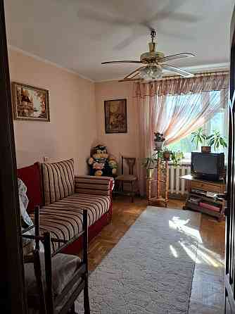 Продам 4 кімнатну квартиру  в Центрі Ровно