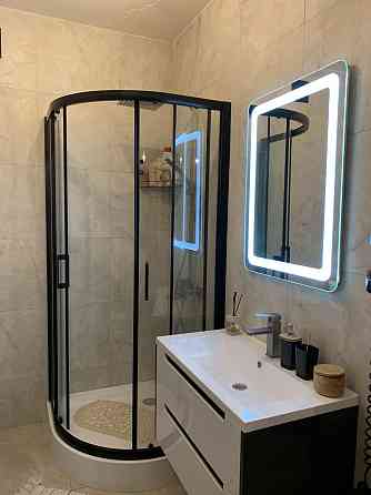 Продається двокімнатна квартира укомплектована Гостомель