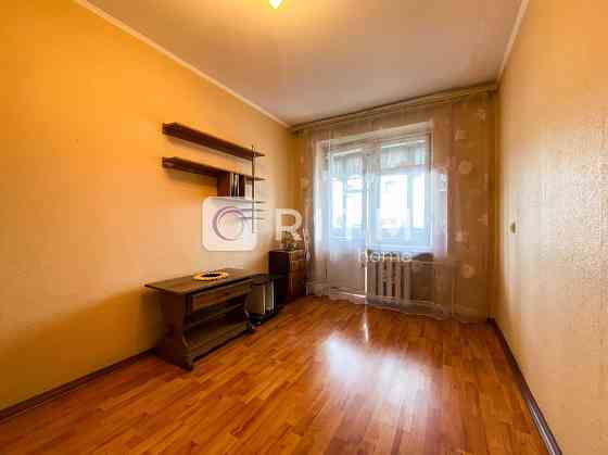 Продається 4-кімнатна квартира, 33 квартал (р-н Молоді), 82,8 м² Луцк