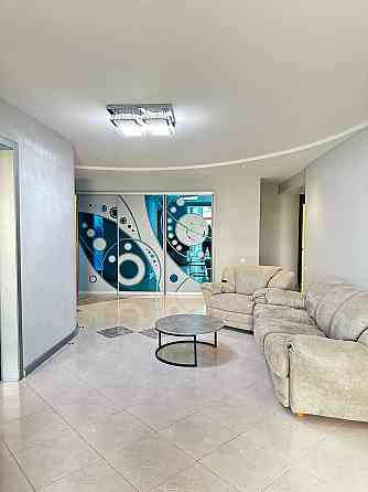 Просторная квартира. ЖК Титаник Одесса