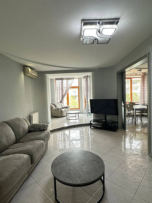 Просторная квартира. ЖК Титаник Одесса - изображение 1