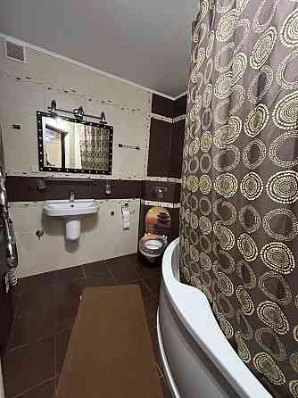 Продаж квартир євро 2к. Немешаево