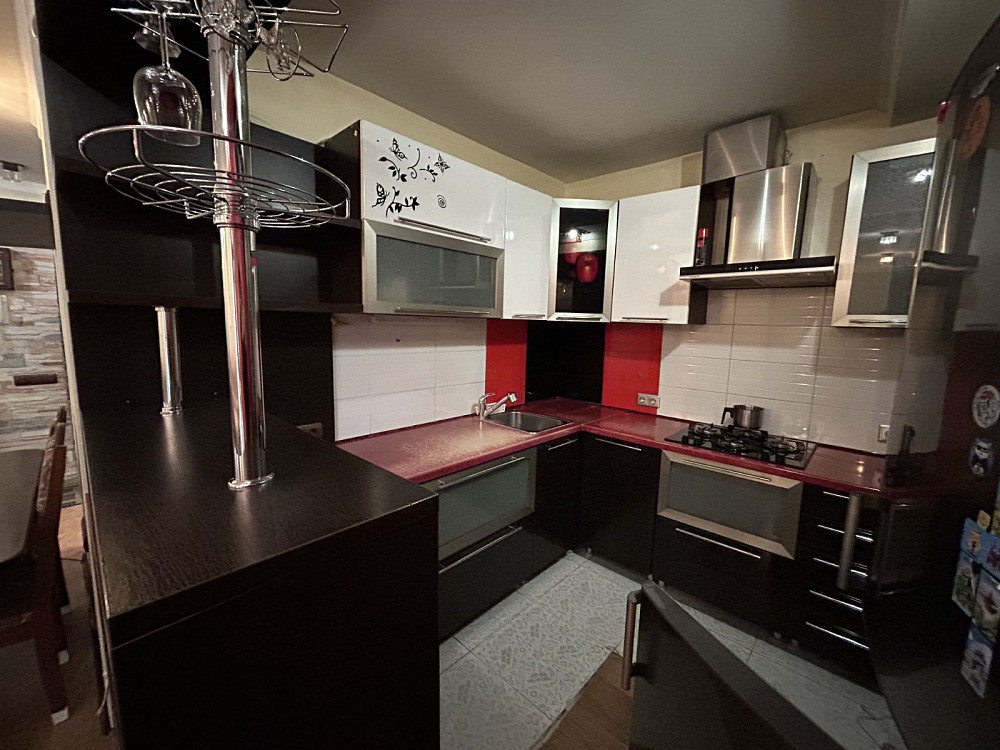 Продаж квартир євро 2к. Немешаево - изображение 1