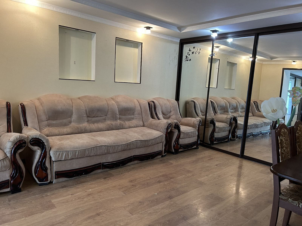 Продаж квартир євро 2к. Немешаево - изображение 5