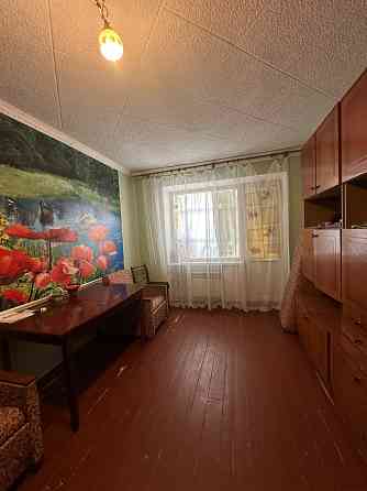 1но комнатная квартира 10 квартал Марганець