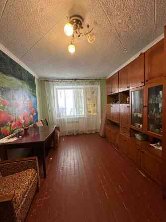 1но комнатная квартира 10 квартал Марганець