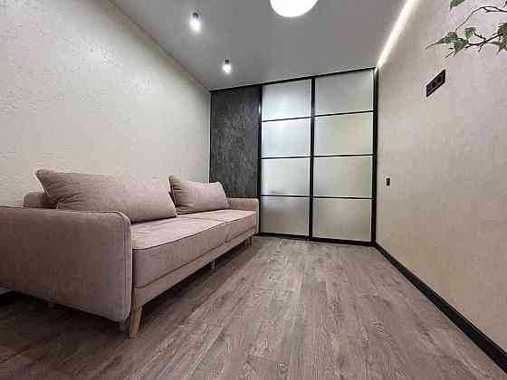 Продам 2 кімнатну квартиру Лоджія Сертифікат Газ Без Комісії 2 поверх Ирпень