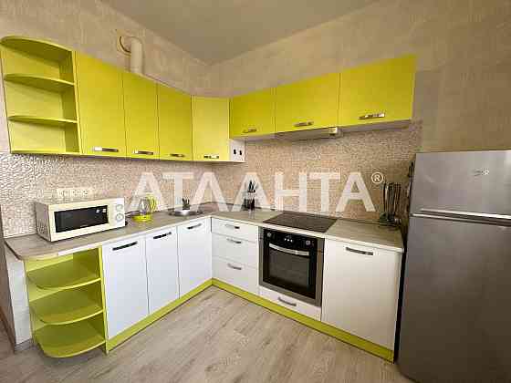 Рядом с центром 1 комн с ремонтом с балконом Одесса