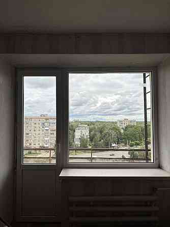 Продам 1-комнатную квартиру Лозовая