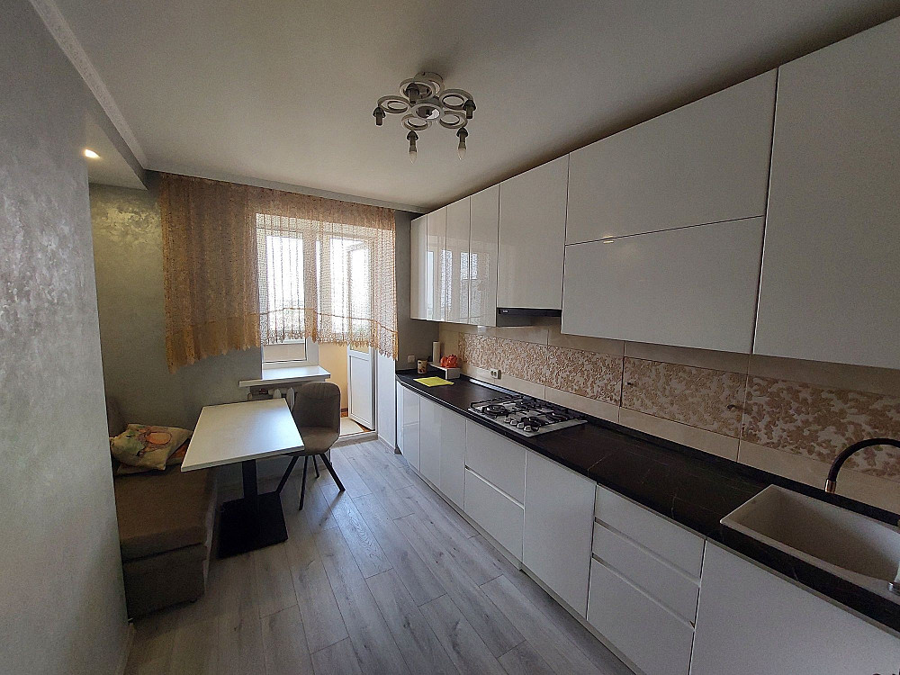 Продам 4-х комнатную квартиру с ремонтом на Добровольского Одесса - изображение 2