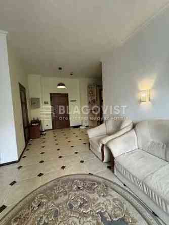 Продам 2к кв Коновальця 44А Щорса Панорама на Печерську Київ