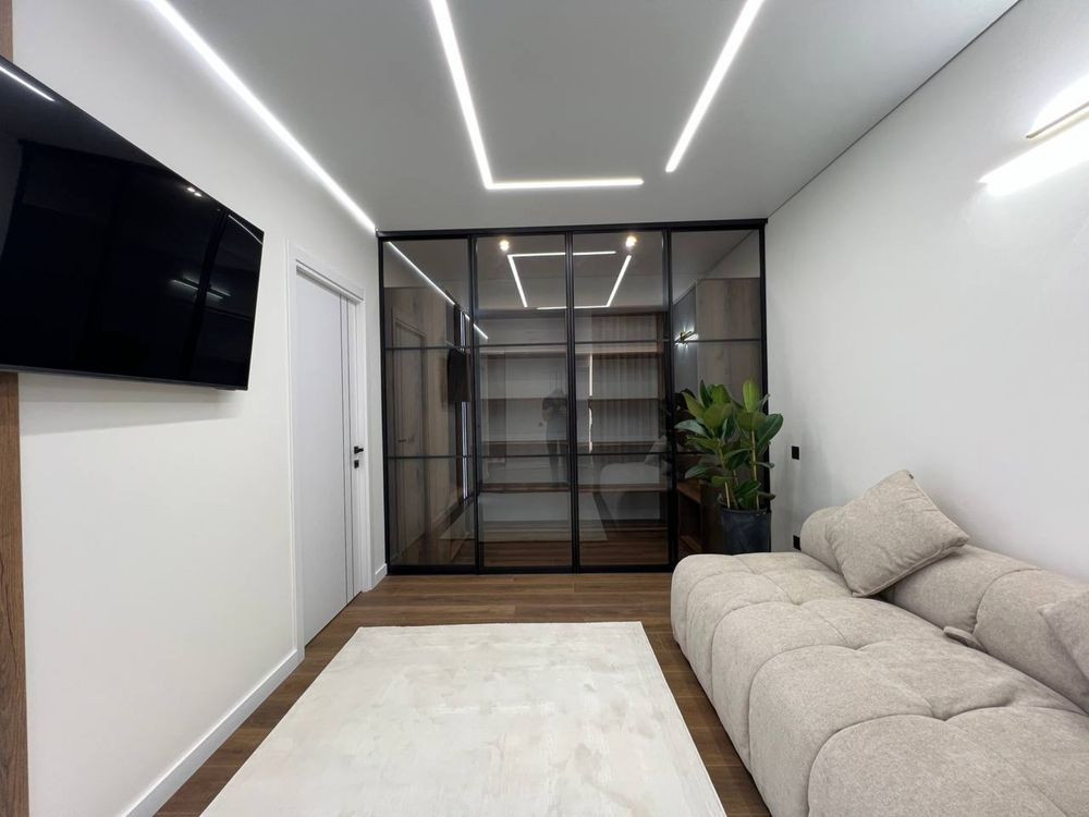 Стильна квартира з гардеробною в центрі  66 м², функціонал 3 кімнатної Івано-Франківськ - зображення 7