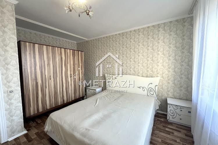 Простора 3-к квартира вул. Оноре де Бальзака 4-А Київ - зображення 1