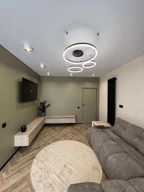 Вишукана та авторська 3-кімнатна квартира в центрі міста Ивано-Франковск - изображение 6