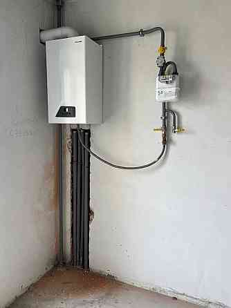 Центр! Здана простора 2кім з наповненням вул. К.Данила. 5 поверх! Івано-Франківськ