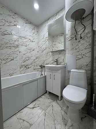 Однокімнатна  в Центрі .Карітальний ремонт. Меблі . Техніка Кропивницький