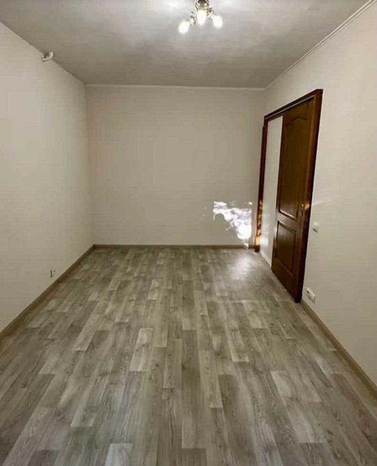 біля метро Шулявка затишна студія Київ - зображення 5