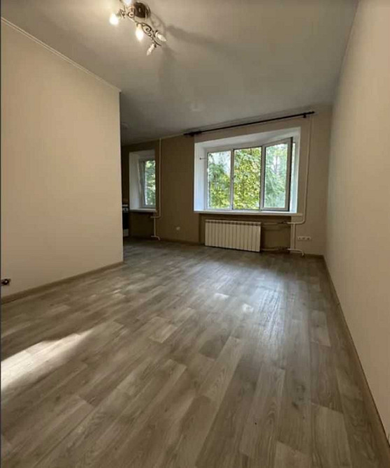 біля метро Шулявка затишна студія Київ - зображення 1