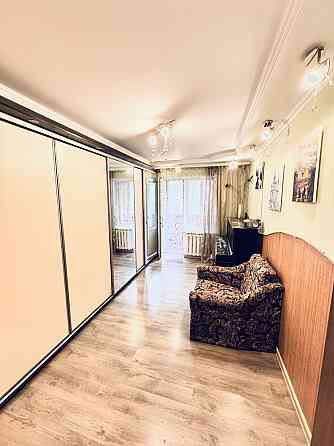 Продаю СВОЮ 3-к квартиру, будинок навпроти ТРЦ Retroville Київ